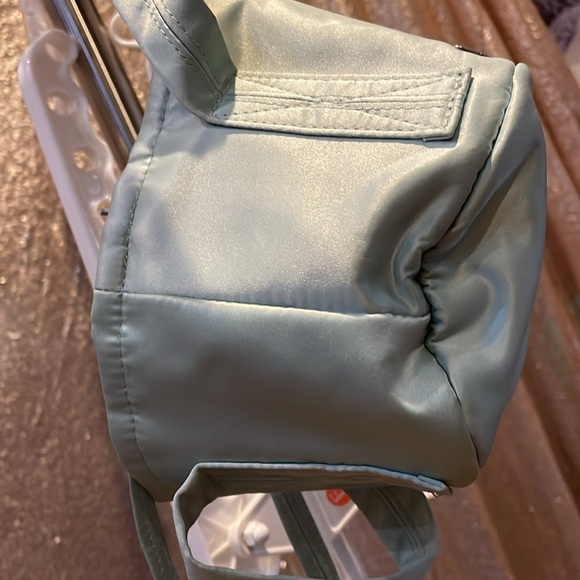 PINK Elegant Light GREEN Small Barrow drawstring Women's Bag NWOT - Picture 5 of 6